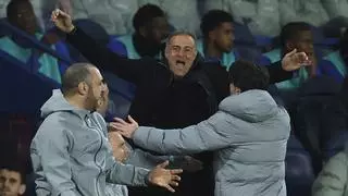 'Manotazo' de Luis Enrique al Chelsea