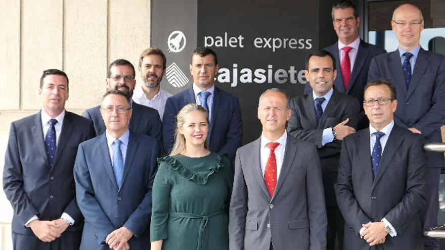 Cajasiete celebra por primera vez su comité de dirección en Las Palmas de Gran Canaria