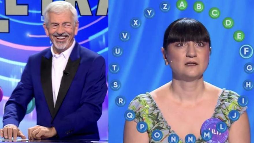 Lilit entkommt ein "Pasapalabra" in "Rueda la letra" und Telecinco versucht es mit einer ungewöhnlichen Synchronisation zu verbergen, die in diesem Video entlarvt wird