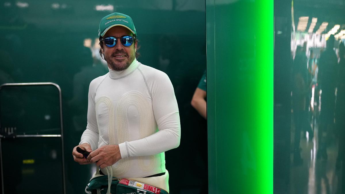 Rajada de Alonso: "Pararon la carrera por Hamilton…"