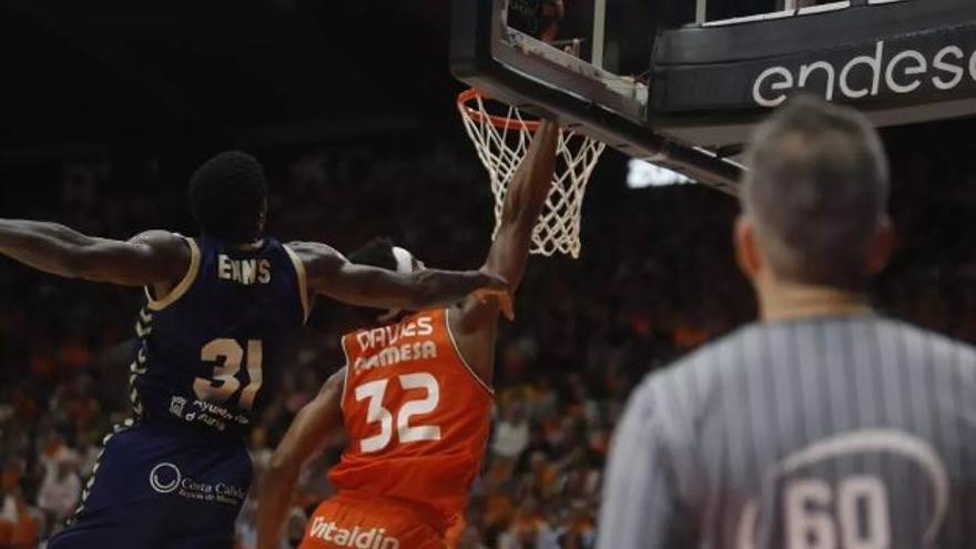El Valencia Basket tira los playoffs en un último cuarto para olvidar (77-84)
