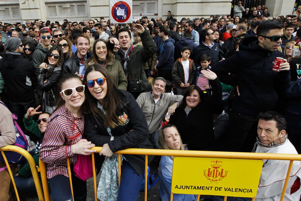 Búscate en la mascletà del 6 de marzo