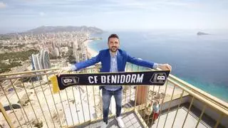 Villa presenta su proyecto para el CF Benidorm: "Queremos dejar un legado"