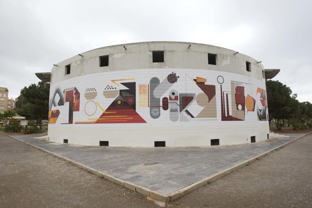 "MésQueMurs". Grafittis en fachadas de Sagunt y Po