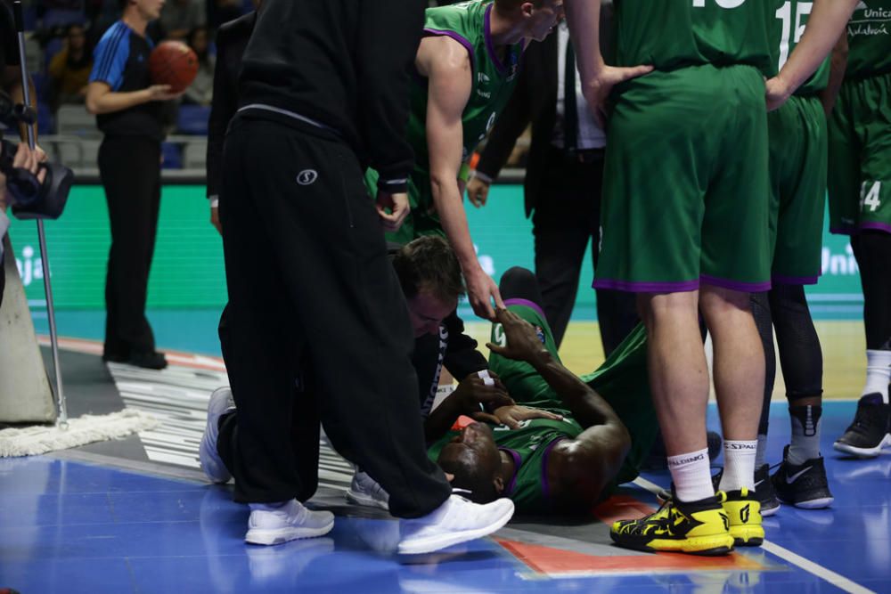 Derrota del Unicaja en el Carpena ante el Valencia Basket que le complica el liderato del grupo en el Top 16 de la Eurocup