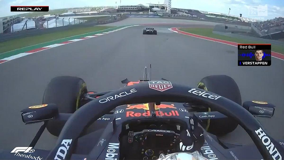 Max Verstappen hace una peineta a Lewis Hamilton en los entrenamientos libres del Gran Premio de las Américas.