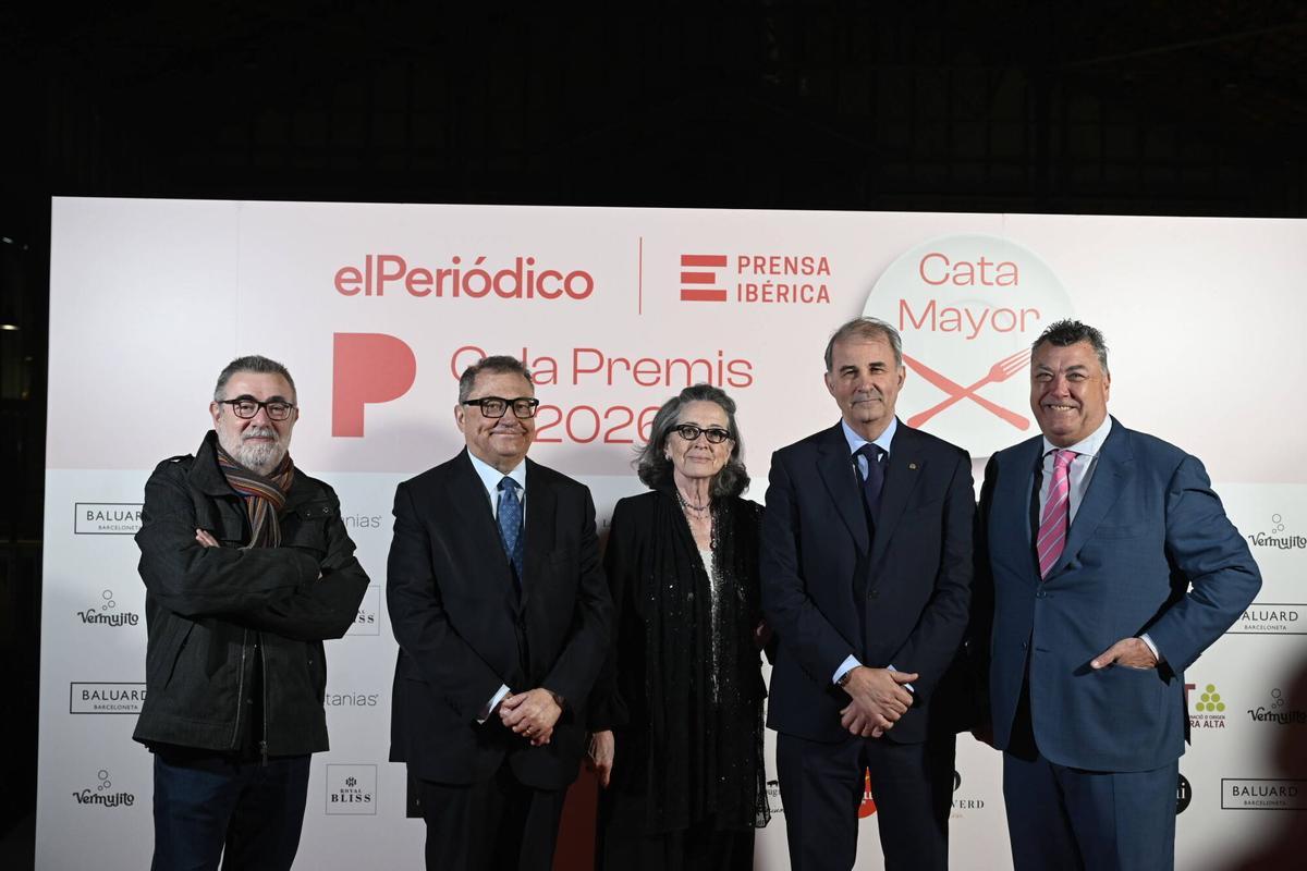 Pau Arenós, responsable Cata Mayor; Ramón Agenjo, presidente Fundació Damm; Rosa Mayordomo, vicepresidenta Academia Catalana de Gastronomía;  Joan Font, president Academia Catalana de Gastronomía y Francesc de Rosa Torelló, Torelló Viticultors