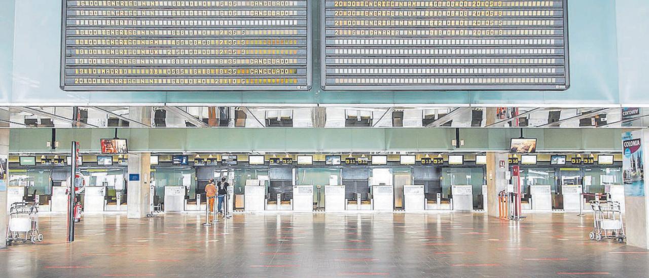 Zona de facturación del aeropuerto de La Palma.