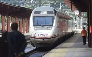 Renfe devolverá la fianza a partir del lunes a más de 66.000 gallegos con abono gratuito