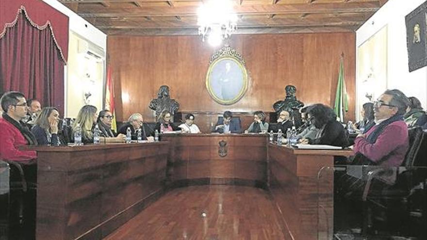 El equipo de gobierno saca adelante los presupuestos municipales para el 2017