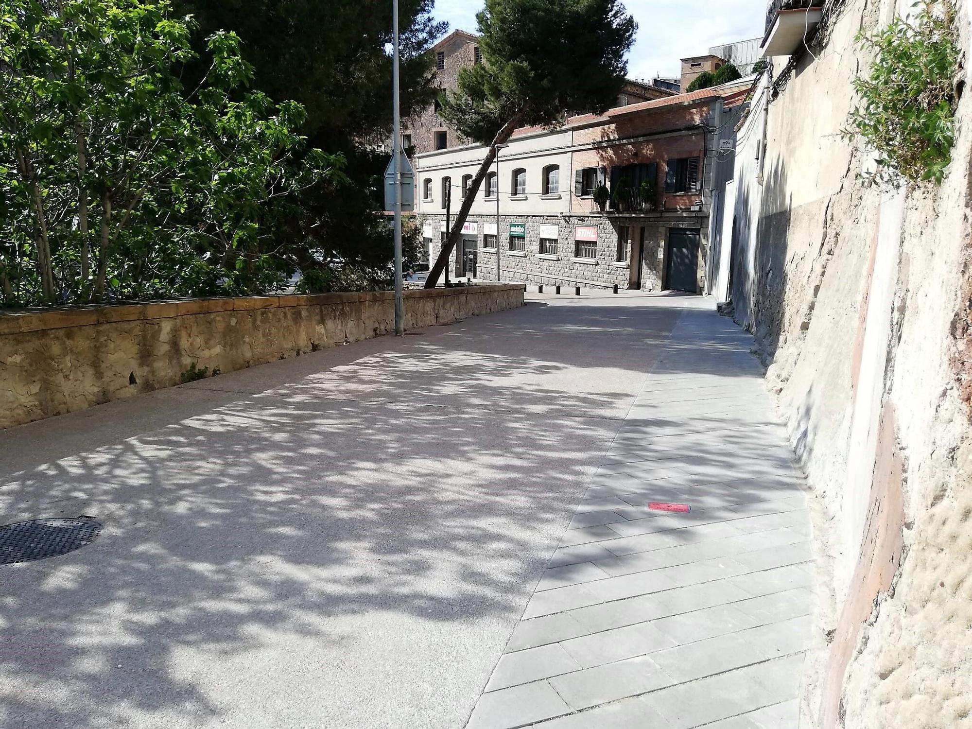 MANRESA. OBRES DE MILLORA DE L 'ACCÉS A LA COVA, AMB L'AMPLIACIÓ DE LA VORERA DEL CARRER DE SANT MARC I LA REURBANITZACIÓ DEL TRAM DEL CAMÍ DE LA COVA FINS AL CENTRE D'ESPIRITUALITAT.