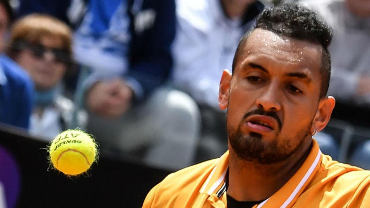 Kyrgios la vuelve a liar... enloqueciendo por completo