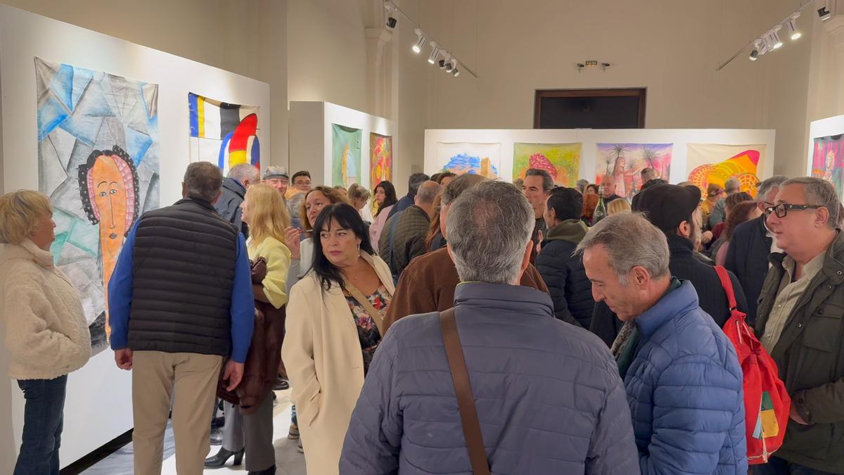 Exposición Balconadas del tiempo,la Dama presente