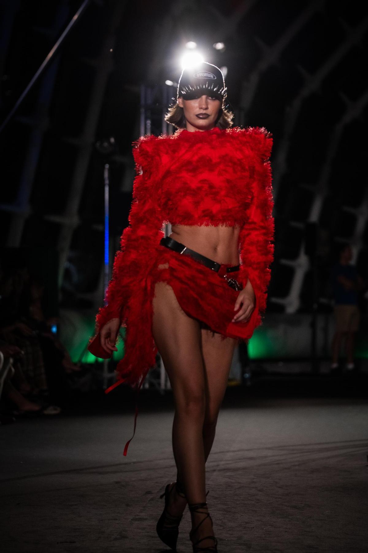 Uno de los diseños de Modis Studio durante un desfile
