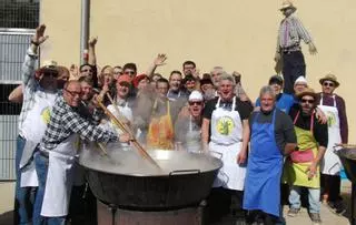 L’Armentera recupera la desfilada de disfresses i els capgrossos per Carnaval