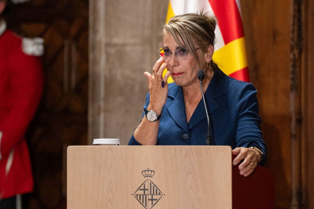 Emma Vilarasau, pregonera de la Mercè, da comienzo a la fiesta