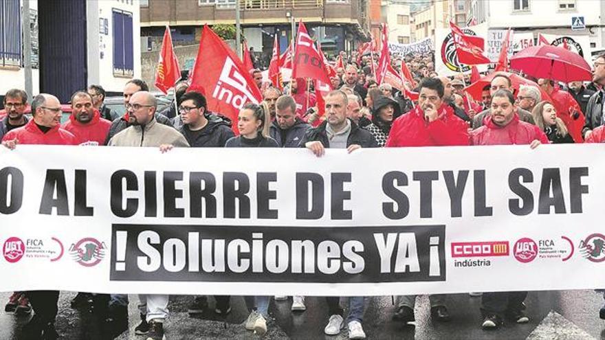 Los trabajadores de Stylsaf piden mantener sus puestos de trabajo