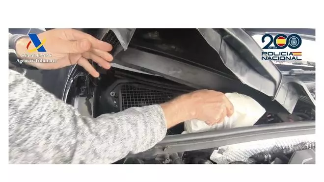 Intervienen 23 kilos de cocaína a una organización de Vilagarcía que usaba vehículos "caleteados"