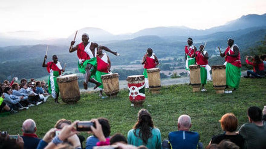 Actuació dels tambors sagrats de Burundi