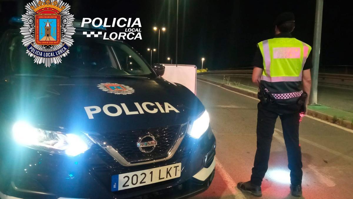 Dispositivo de control en el centro de la ciudad dispuesto por Policía Local.