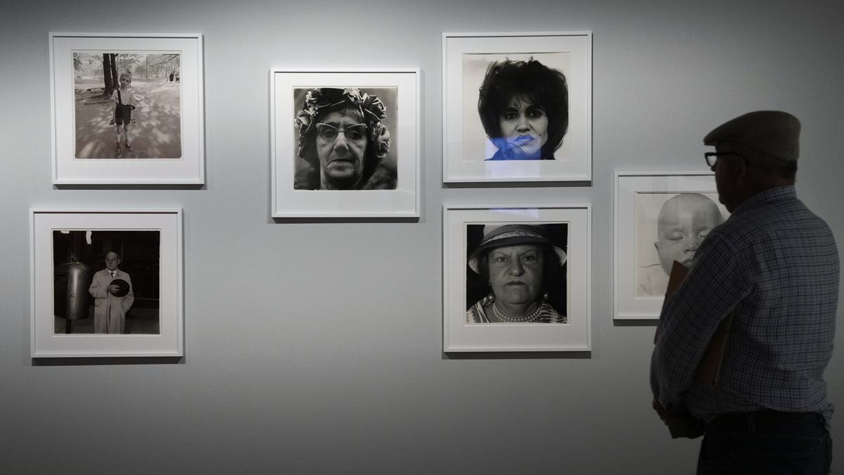 Fotografías de Diane Arbus, en la muestra 'Resonancias.