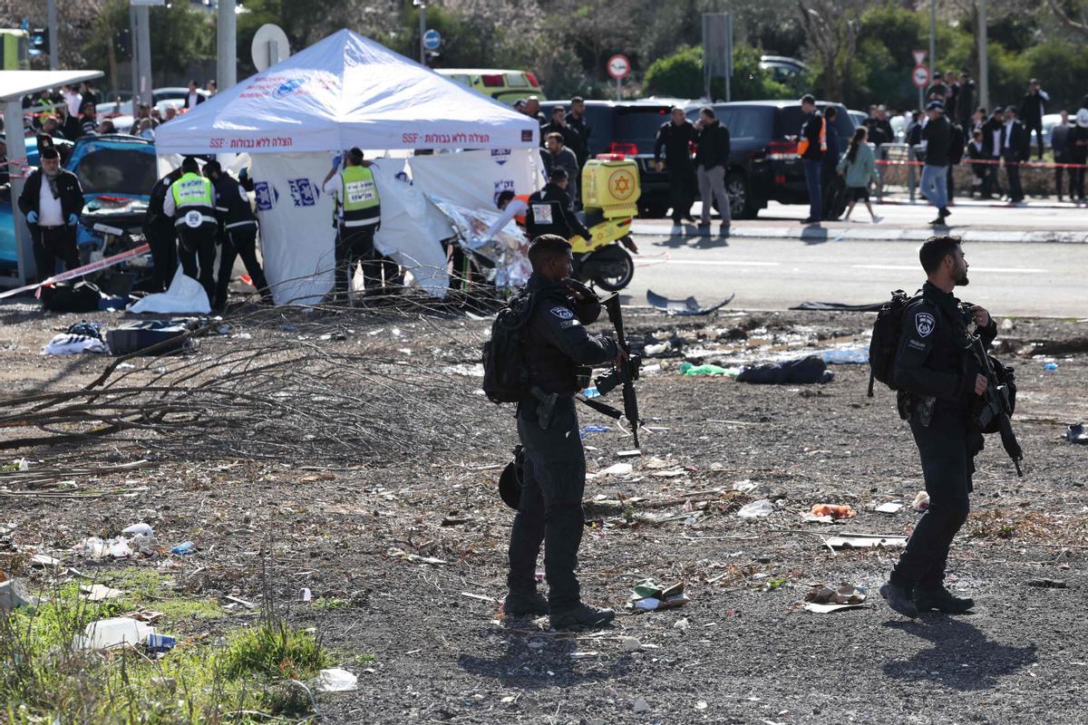 Terrorista palestino asesina a un niño israelí y hiere a otras cinco personas en Jerusalén