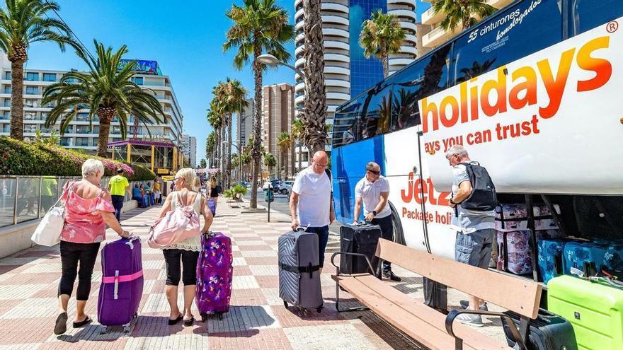 Consejos para pasar unas vacaciones seguras en Benidorm
