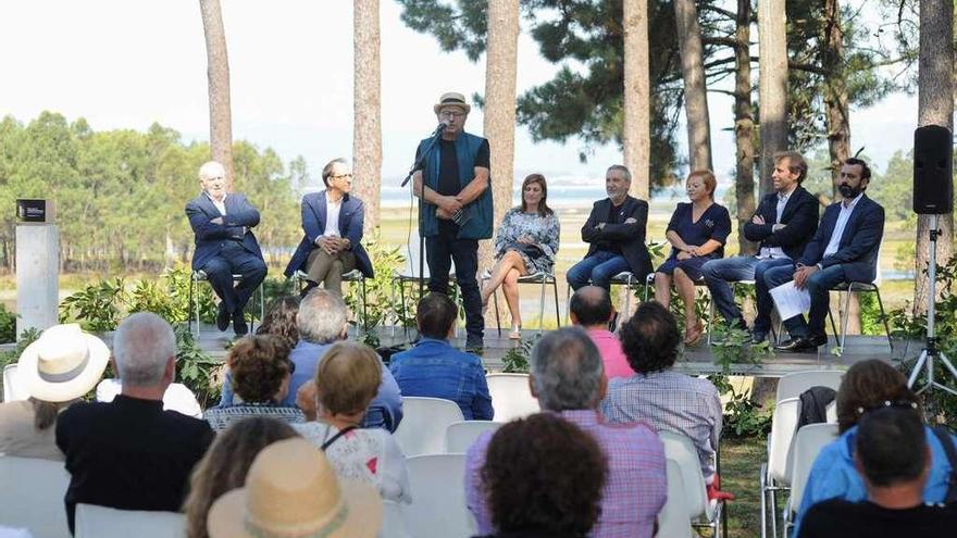 Público asistente a las jornadas que se desarrollan en Castrelo. // Iñaki Abella