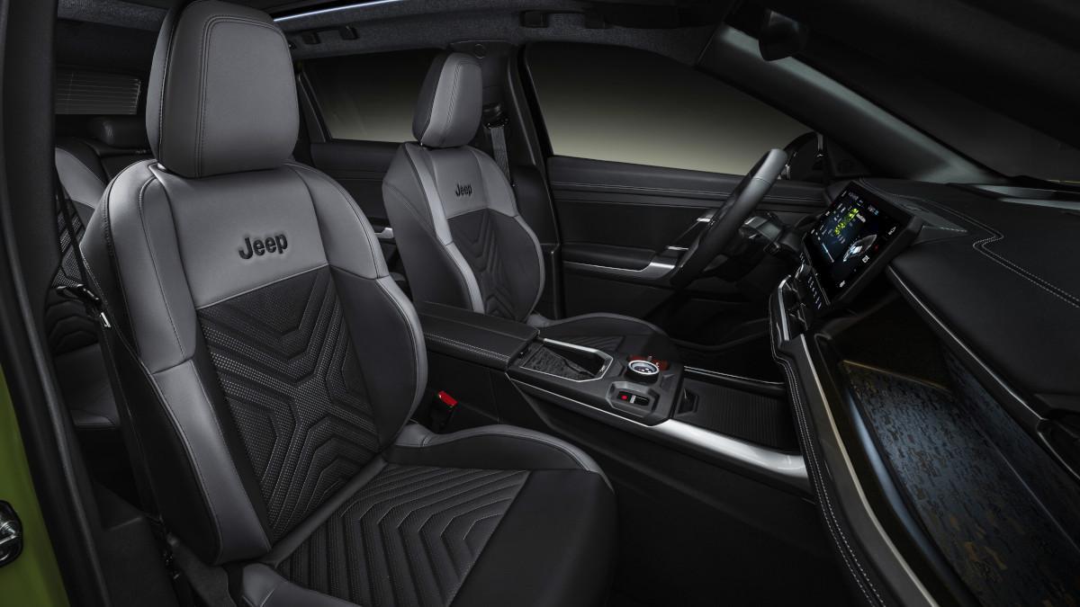 Interior del nuevo Jeep Compass 2025