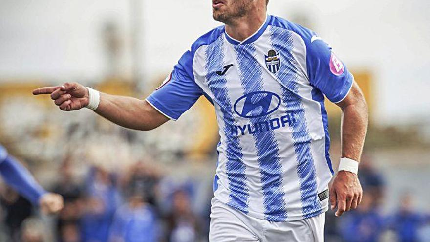 Kike López celebra su gol al Teruel el pasado domingo.