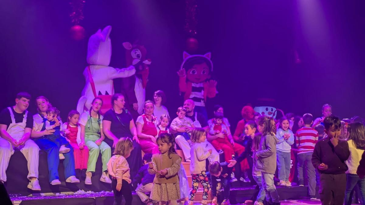 Diez años llenando la Navidad de música y solidaridad en Gilet