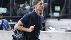 Xabi Alonso a la llegada a un estadio durante el Mundial de Clubes en Estados Unidos 