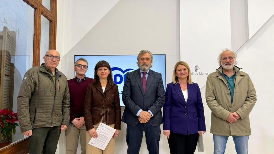 El PP reclama junto a Simebal una reforma consensuada del Estatuto Marco de los médicos