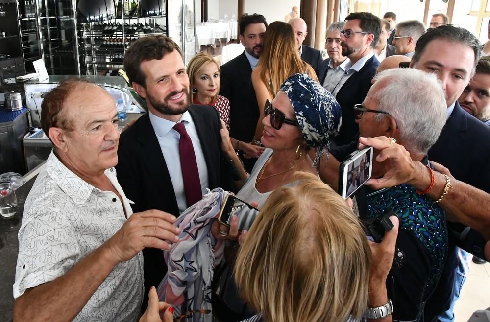 Encuentro de Pablo Casado (PP) con hoteleros en el sur de Gran Canaria