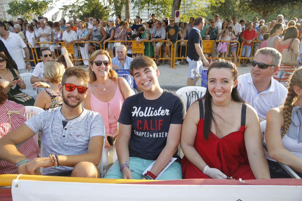 Búscate en los palcos de la Batalla de Flores 2017