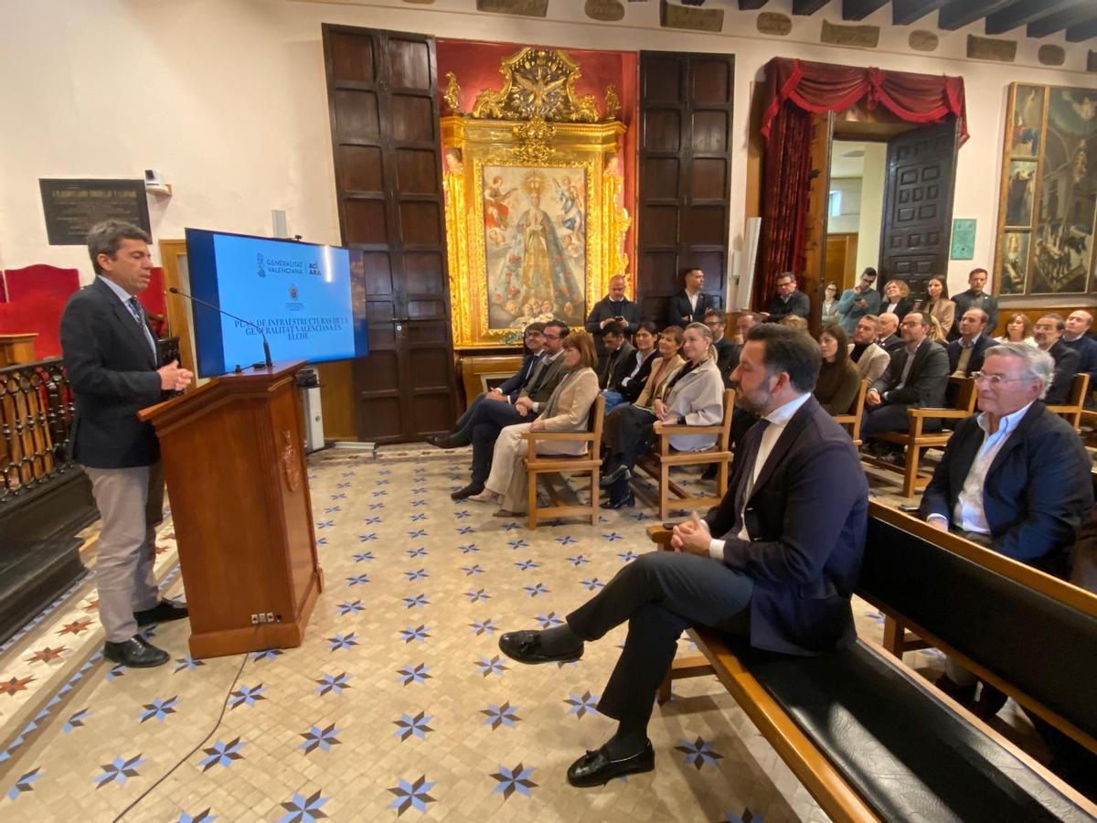 El presidente de la Generalitat, Carlos Mazón, presentaba este viernes el plan de infraestructuras del Consell en Elche