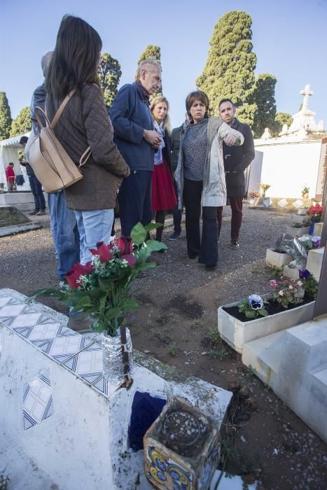 Visita de la ministra de Justicia a las exhumaciones en Castelló