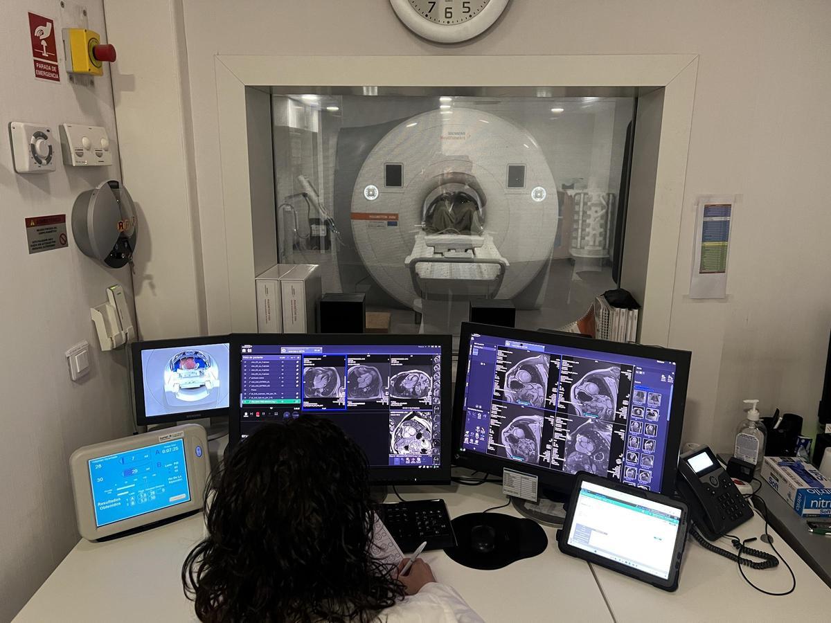 La cardiorresonancia magnética es la prueba de imagen más avanzada para valorar el corazón con precisión.