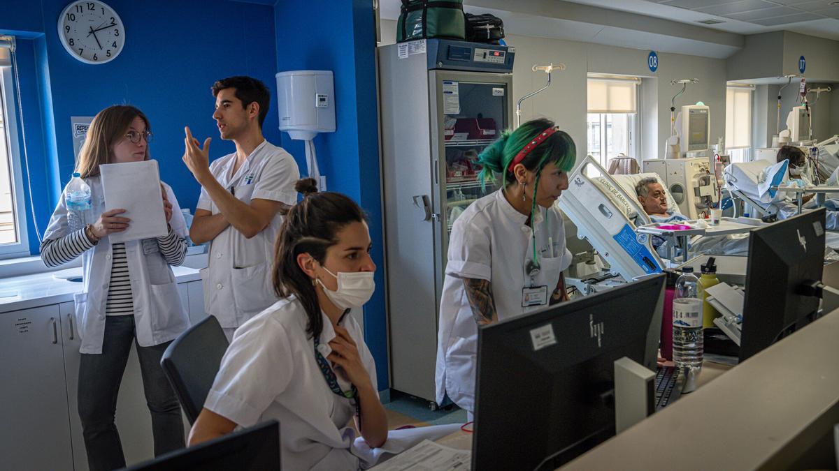Hospital Clínic de Barcelona a oscuras por el apagón del lunes.