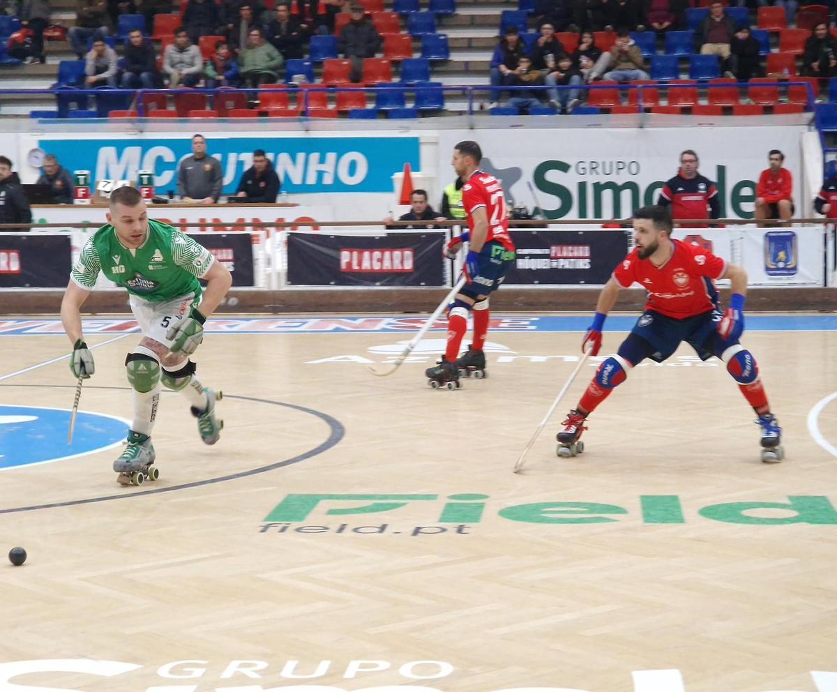 César Carballeira, en el partido contra el Oliveirense.