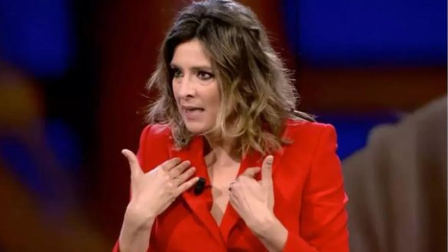 Sandra Barneda interrumpe &#039;Así es la vida&#039; y explota contra Bigote Arrocet: &quot;Déjala en paz&quot;