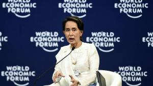 Suu Kyi ganó el Nobel de la Paz en 1991 por su oposición pacífica durante la dictadura militar birmana.