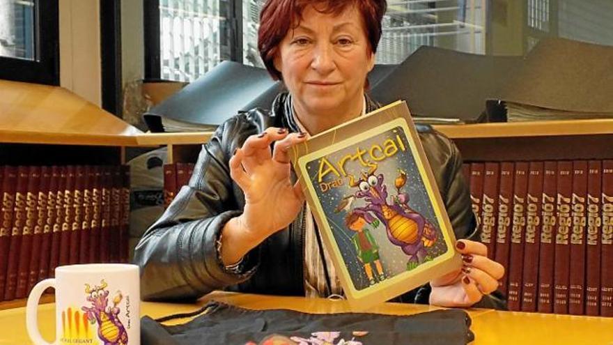 Dolors Botines signa el conte del &quot;Drac Artcai&quot;, la mascota del Mural Gegant de Catalunya