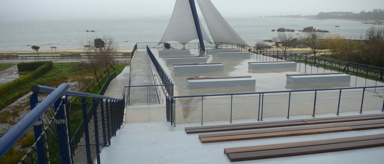Centro de Usos Náuticos de A Illa.