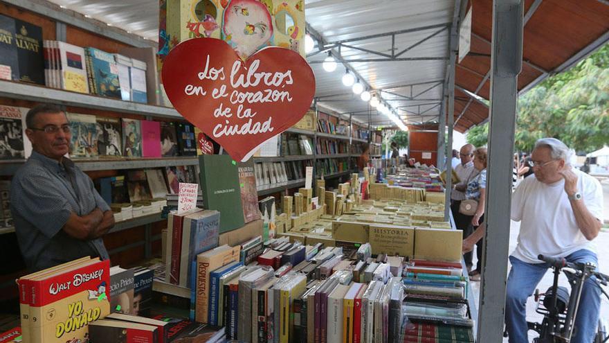 Una imagen de una pasada edición de la Feria del Libro Antiguo.