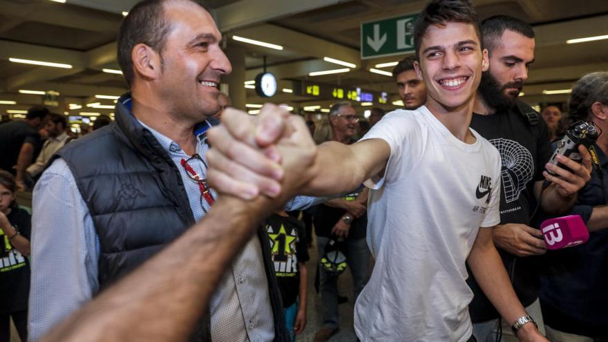 El campeón Joan Mir regresa a casa