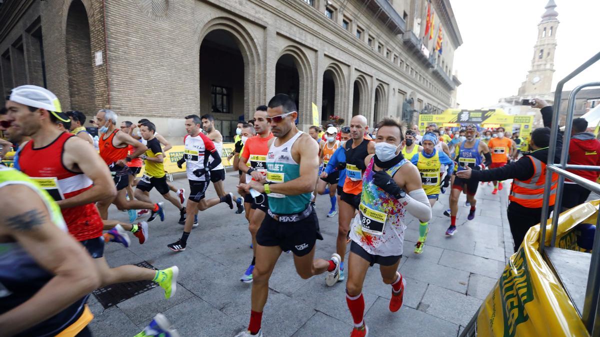 FOTOGALERÍA | Éxito rotundo en el regreso del Maratón de Zaragoza