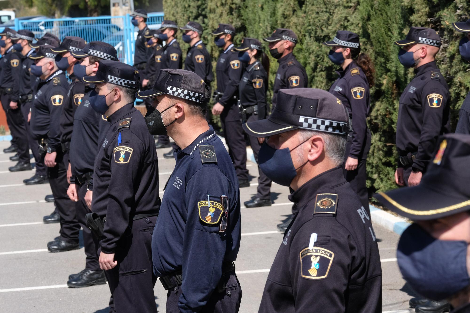 Novelda celebra el Día de la Policía Local en el 160 aniversario de su creación