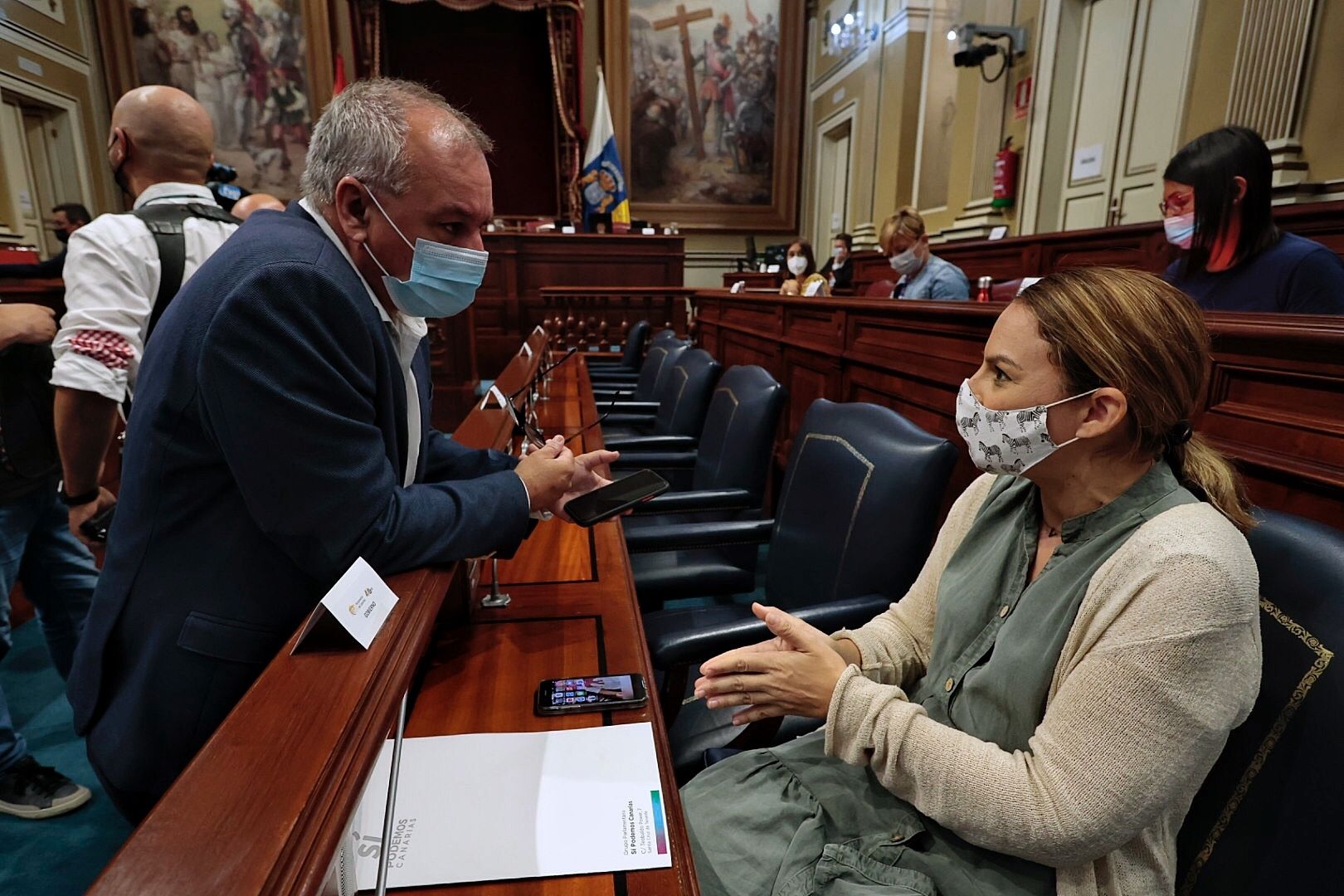 Pleno del parlamento de Canarias