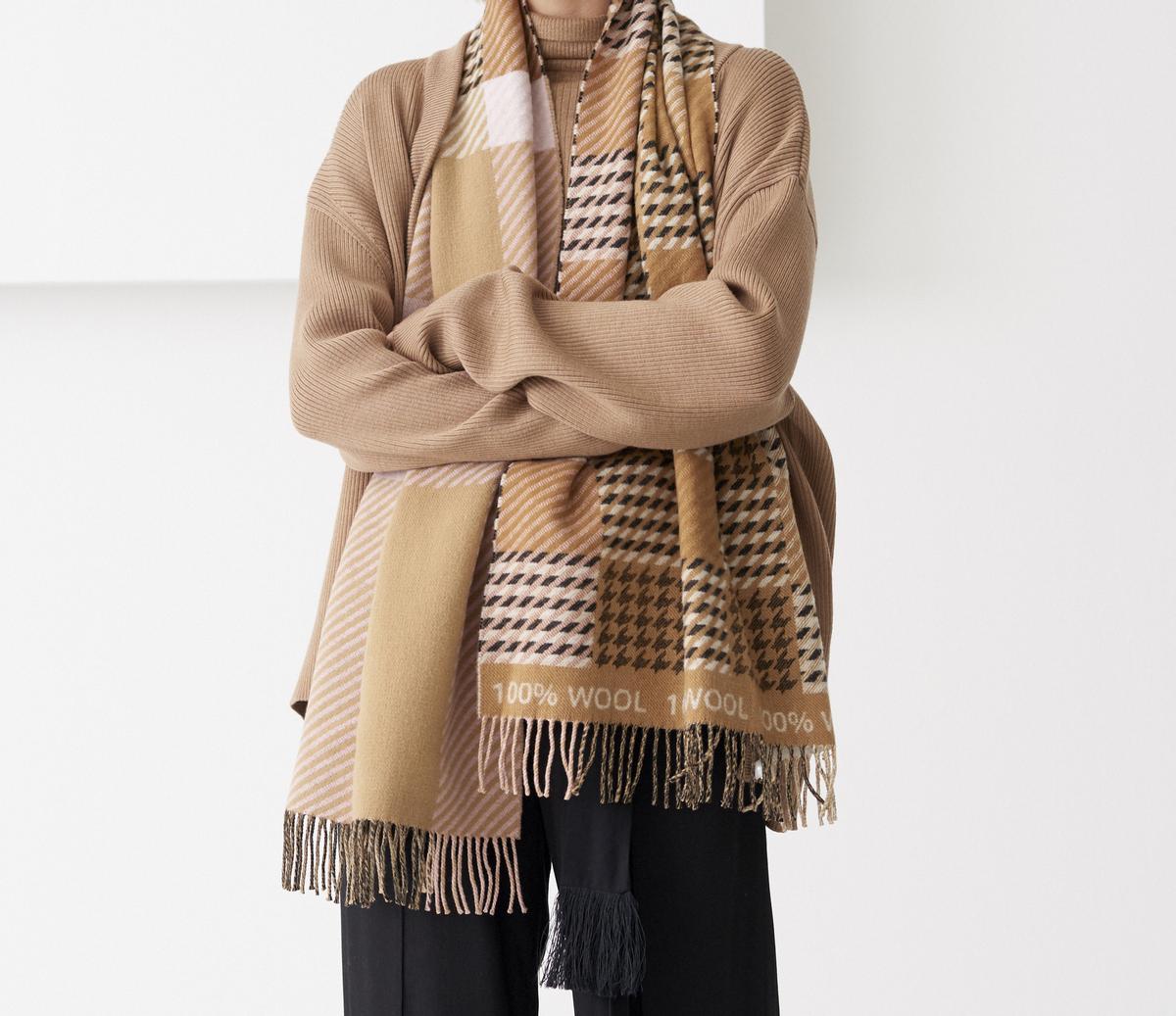 Una bufanda modelo Elgin del príncipe Carlos de inglaterra.